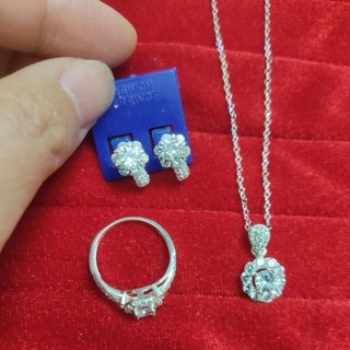 Bộ trang sức hoa bạc