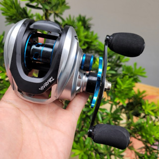 Máy câu lure máy ngang DAwA full kim loại