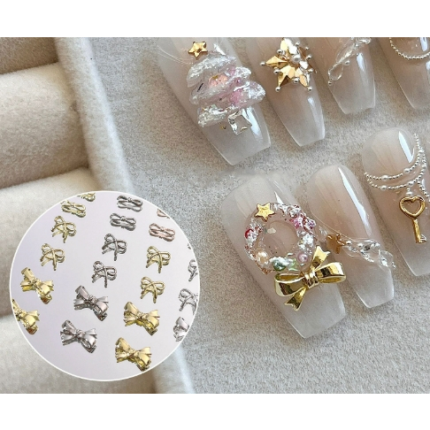 LẺ 1 CÁI CHARM TRANG TRÍ NHÉ A