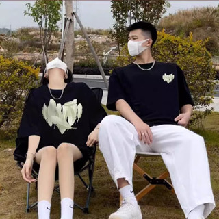 Cặp Áo Thun Đôi Nam Nữ Mặc Cùng Người Yêu, Cặp Áo Phông Đôi Chất Liệu Cotton In Trái Tim Lông Vũ 5D Umistore