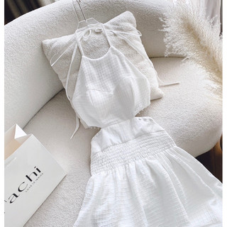 MAXI TRẮNG CỔ YẾM BO THUN EO