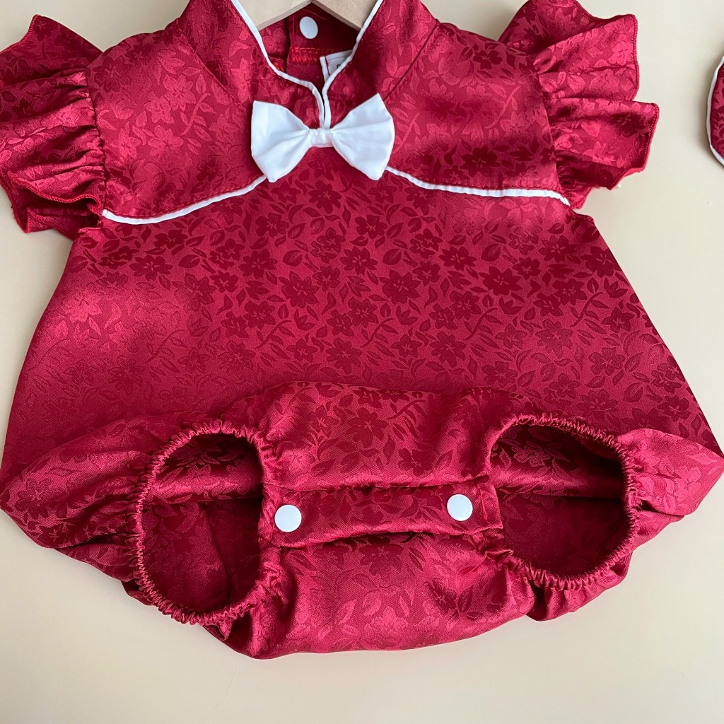 Body váy đỏ bé gái dễ thương 🍓[𝐓𝐀̣̆𝐍𝐆 𝐊𝐄̀𝐌 mũ+ giày vải🍓 Su Shop- body thiết kế sinh nhật thôi nôi cho bé