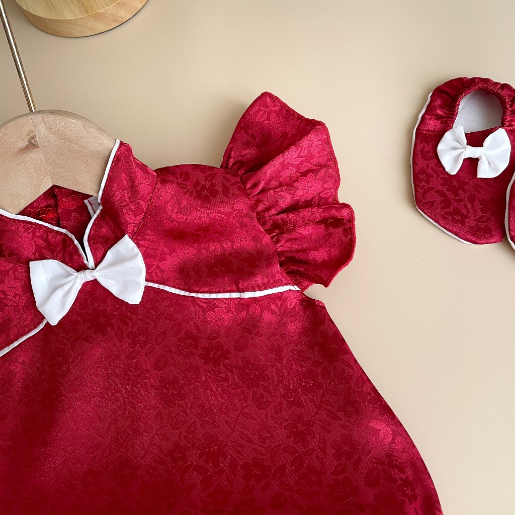 Body váy đỏ bé gái dễ thương 🍓[𝐓𝐀̣̆𝐍𝐆 𝐊𝐄̀𝐌 mũ+ giày vải🍓 Su Shop- body thiết kế sinh nhật thôi nôi cho bé