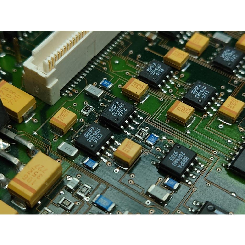 OpAmp đôi OPA2604 OPA2604AU (FET-Input)