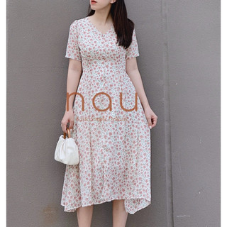Đầm hoa cổ V phối nút bọc