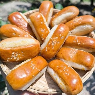 Bánh dừa nướng bơ mè Miền Tây hộp 12 bánh hút chân không