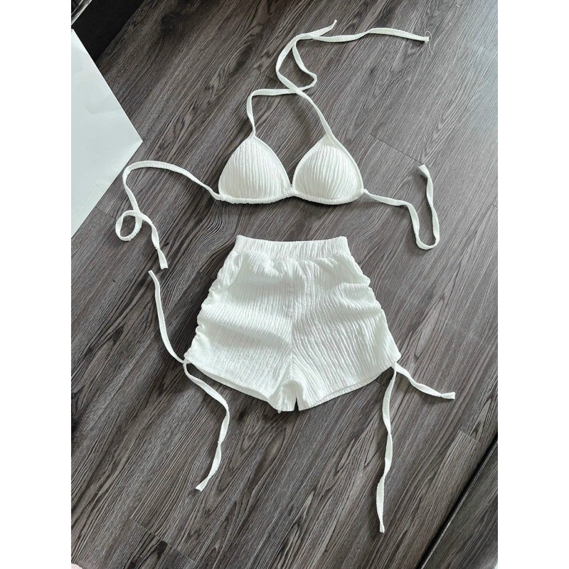 Bộ bikini quần đùi áo cột yếm hở lưng có mút, set đồ bơi đi biển màu đen trắng áo tắm tôn dáng sang chảnh sexy G714 | BigBuy360 - bigbuy360.vn