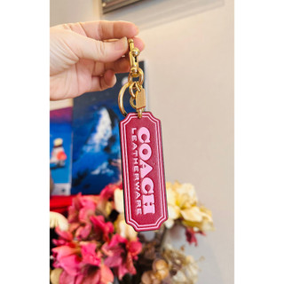 Coach charm chính hãng