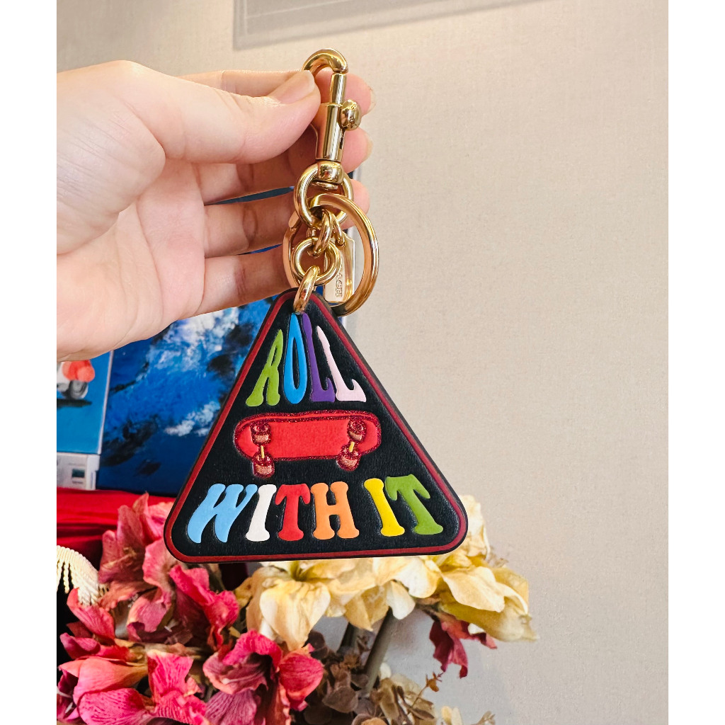 Coach Charm chính hãng