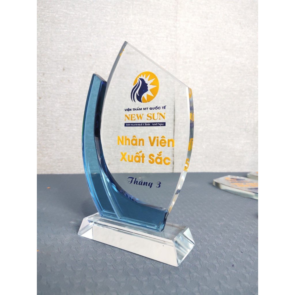Biểu trưng pha lê sen xanh