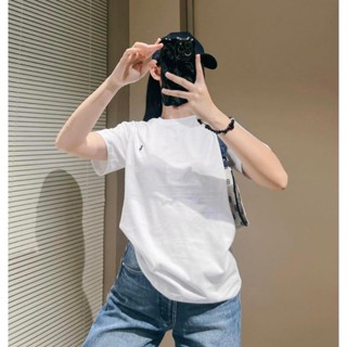 Áo thun nữ cổ tròn thêu ngựa chất liệu cotton 100% Sofm Wear