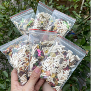 Thức ăn, hạt ngũ cốc dành cho hamster