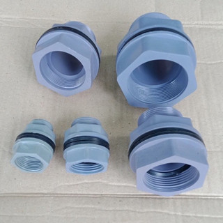 Ren téc nhựa lắp téc nước bồn nước