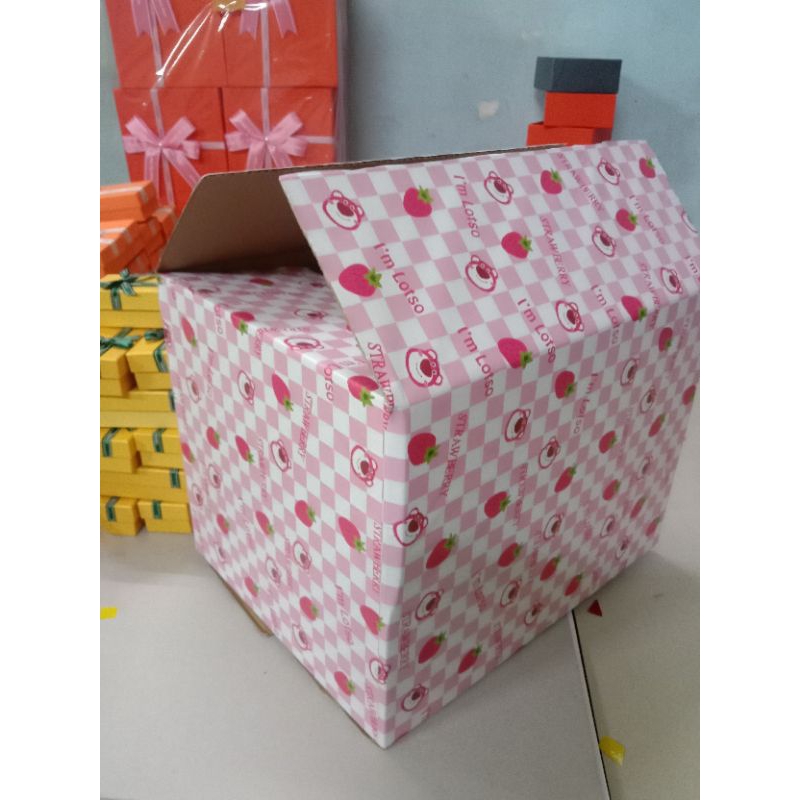 Hộp quà thùng carton 30x40 cao 30cm/80k