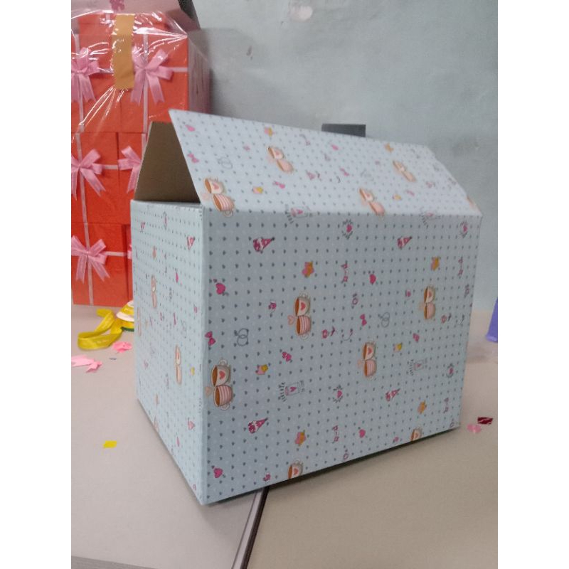 Hộp quà thùng carton 30x40 cao 30cm/80k
