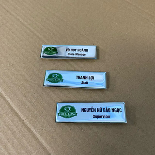 Bảng tên nhân viên Phúc Long