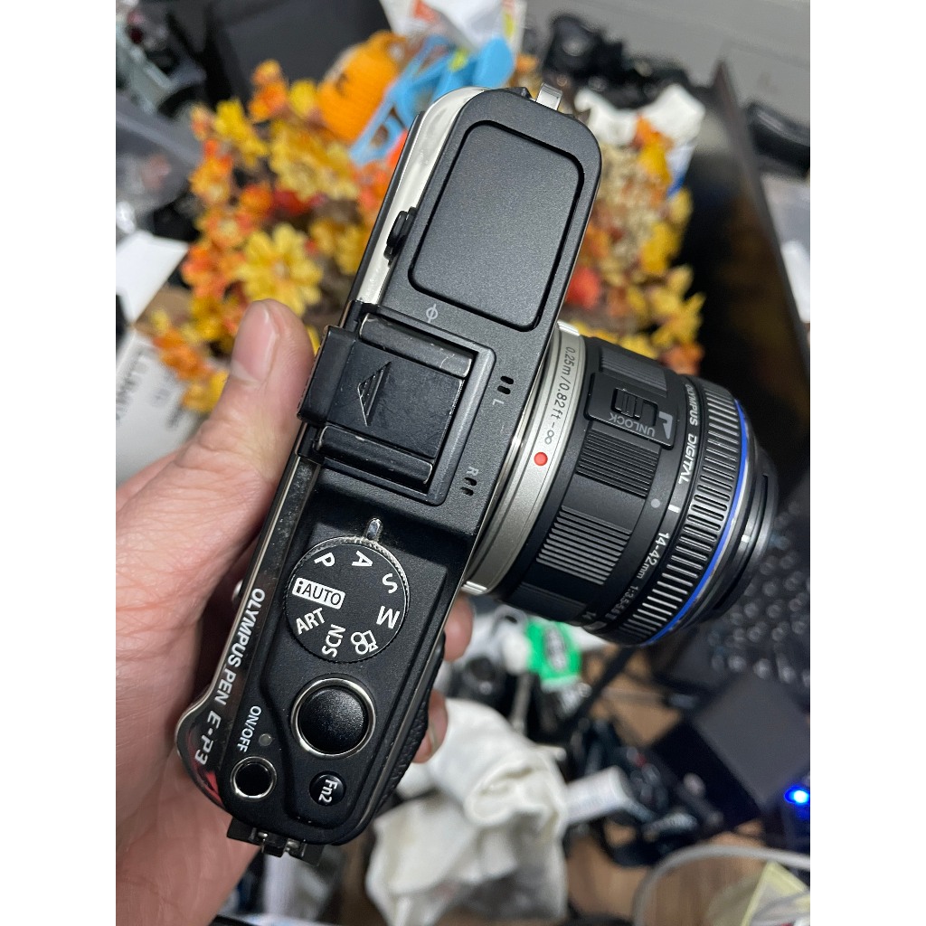 Máy ảnh Olympus E-P3 kèm lens 14-42 | BigBuy360 - bigbuy360.vn