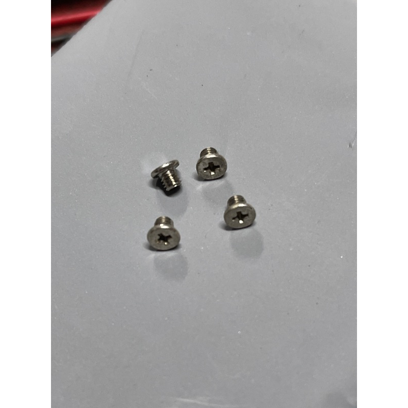 Ốc bắt ổ cứng laptop ( 4 ốc )