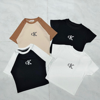 Áo croptop phối lo go xi cây