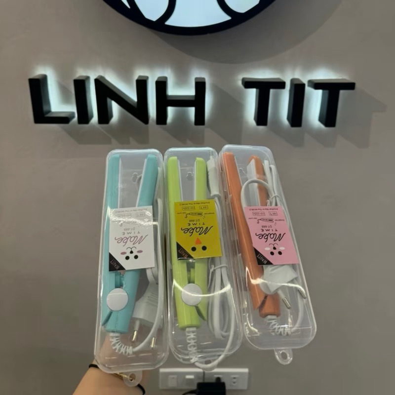 Máy là mini (màu ngẫu nhiên)