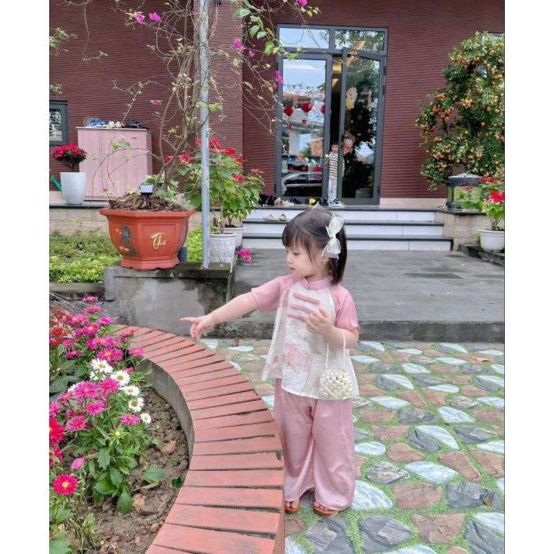 8 đến 30kg.áo dài tết cho bé.set baba cho bé gái.set áo yếm +cv or quần cho bé gai.mẫu mới 2024