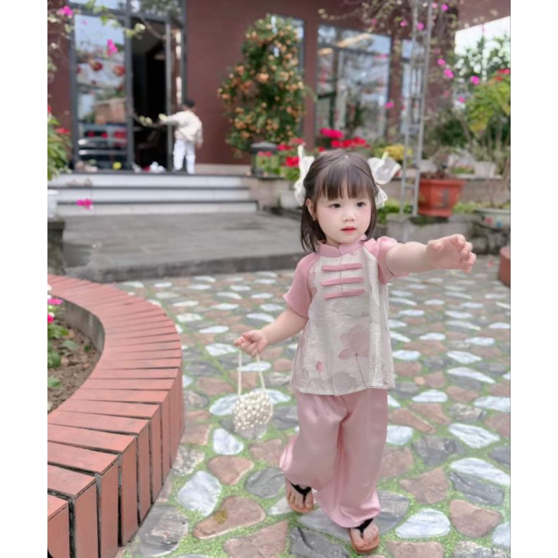 8 đến 30kg.áo dài tết cho bé.set baba cho bé gái.set áo yếm +cv or quần cho bé gai.mẫu mới 2024