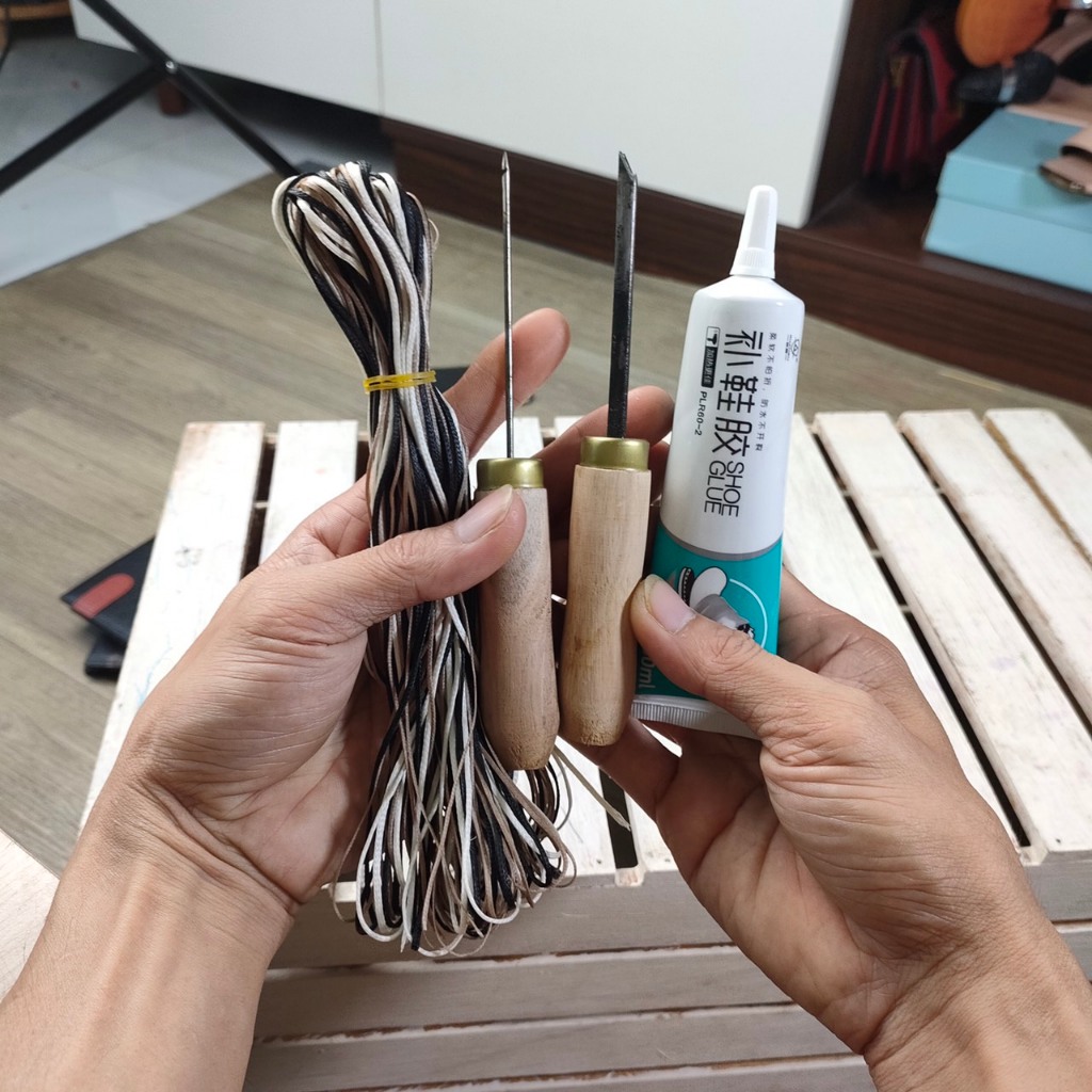 Kim khâu giày dép tại nhà có video hướng dẫn dễ dàng ai cũng khâu được,Bộ dụng cụ khâu giày đầy đủ K