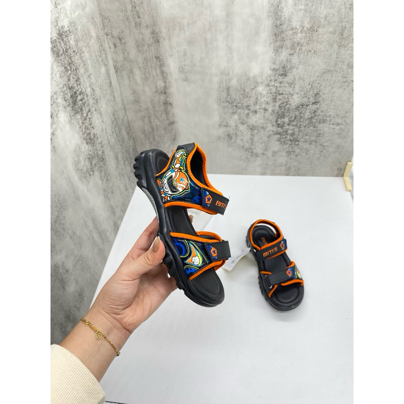 Dép Quai Hậu Siêu Nhẹ Bé Trai Biti’s DPB000100 Hình Siêu Nhân Cực Chất.