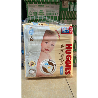 [TẶNG 2 MIẾNG-MẪU MỚI] Tã dán sơ sinh Huggies S80 (4-8kg)
