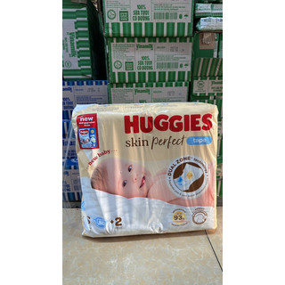 [TẶNG 2 MIẾNG-MẪU MỚI] Tã dán sơ sinh Huggies S80 (4-8kg)