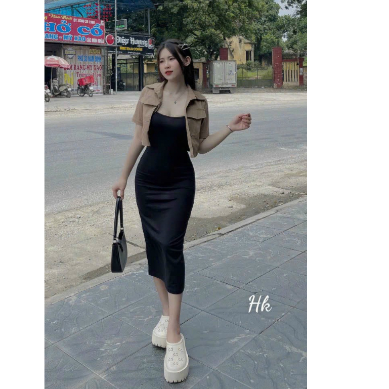 sét đầm nữ body váy thun gân, kèm áo khoác kaki ngắn tay, thích hợp khi đi dự tiệc