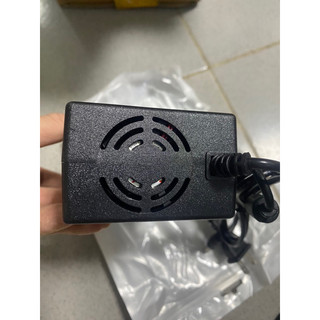 Sạc 16.8V dùng cho sạc dự phòng Stack hoặc pin 4S
