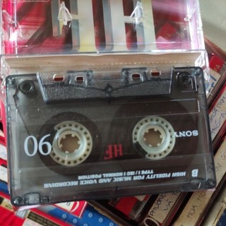 băng cassette Sony (giá 1 cuốn)