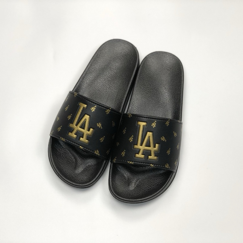 Dép Quai Ngang Nam kẻ dọc