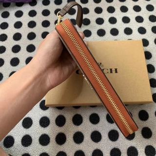 VÍ CẦM TAY NỮ COACH C4452
