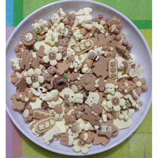 12 Sticker nâu charm cứng không phai mầu có sẵn nút để trang trí dép xục coroc