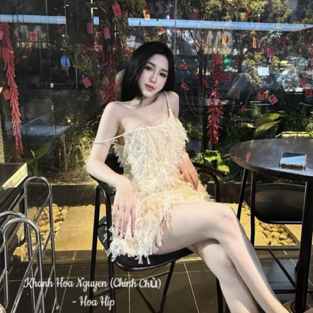Đầm đi bar đi tiệc phom xuông thoải mái dây kết đá sang chảnh
