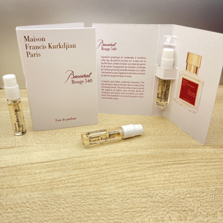 🔮 Vial Nước hoa Sample ( mùi randome ) hàng tặng khách