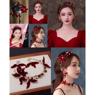 Cài đỏ cô dâu kèm hoa tai