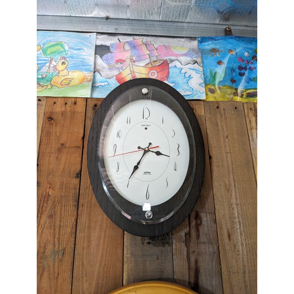 Đồng hồ treo tường