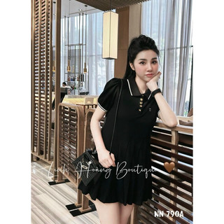 Váy cổ đức phối nút xếp li chân