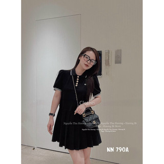 Váy Cổ Đức Phối Nút Xếp Li Chân