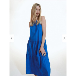 VÁY RESERVED SIZE 34 new mất tag