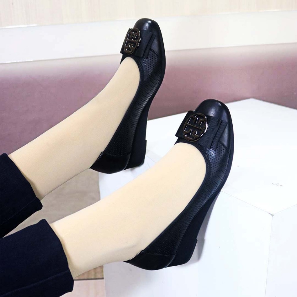 Giày da nữ trung niên đế xuồng 4cm HT.NeO, Giày nữ búp bê đế cao tôn dáng mũi tròn thoải mái phong cách 4 mùa GDN1906