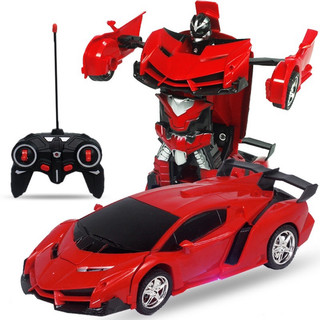 Xe oto điều khiển từ xa biến hình thành robot