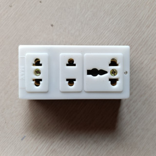 Ổ cắm 3 ngả vinamax đa năng chịu tải 4500w, ổ cắm 3 lổ đa năng 16a-250v, made in việt nam