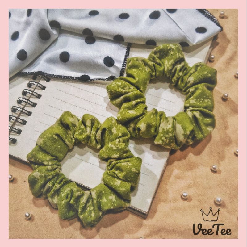 Cột Tóc Scrunchies Lacey