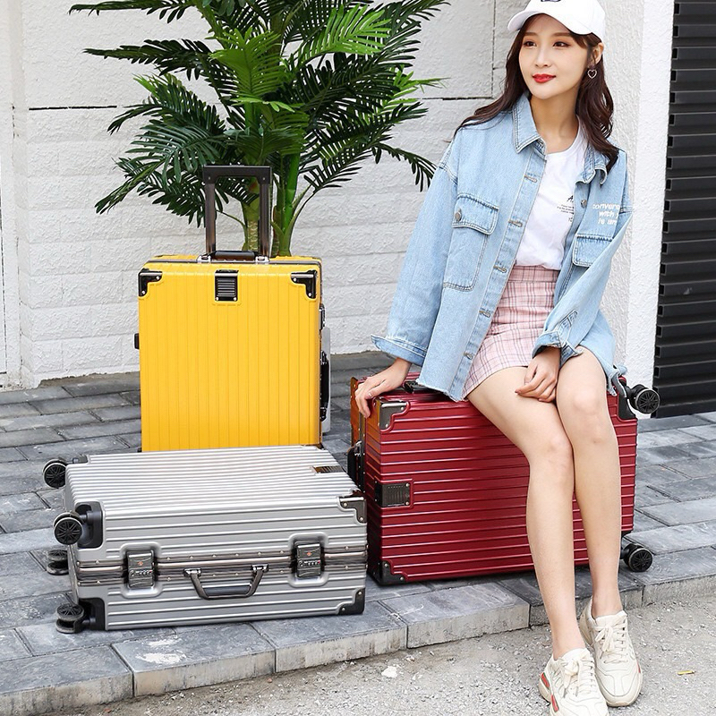 VALI KHUNG NHÔM KHOÁ SẬP SIZE 20/24/28 MÃ BT 3689