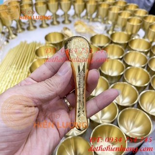 Bộ Ly Chén Đũa Dâng Đền Bằng Đồng