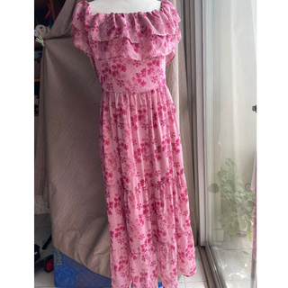 NEW VNXK Đầm trễ vai Lola L